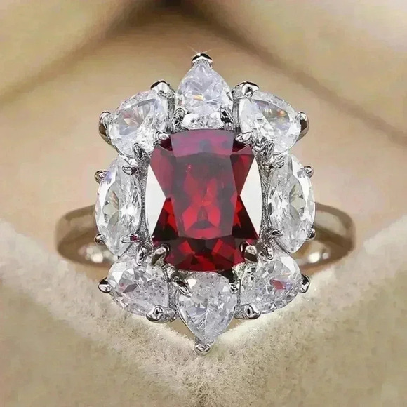 💝Red Oval Ruby Bright Romantic CZ Ring for Women, GPMB1439 - Picture 1 of 6